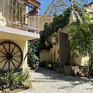 Отель Georgian House, Тбилиси